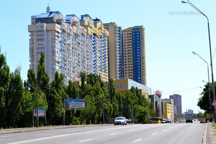 Квартира В Мега Сити Kyjev Exteriér fotografie